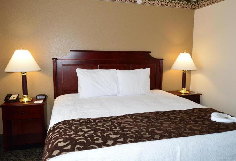 جناح عائلي, Fairbridge Inn Express Dillon