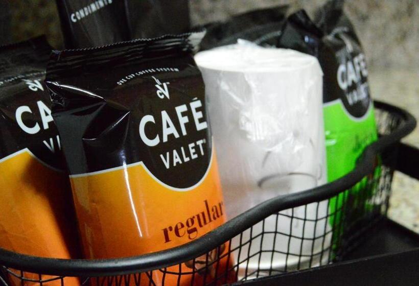 جناح عائلي, Fairbridge Inn Express Dillon