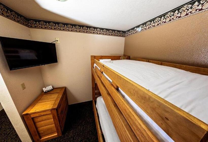 جناح عائلي, Fairbridge Inn Express Dillon