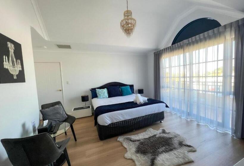 סוויטה עם מרפסת, Ganesha Wellness Spa