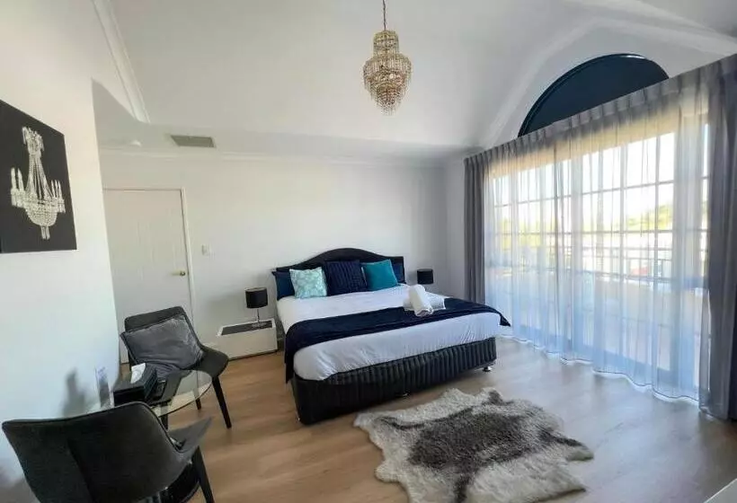 سوئیت با بالکن, Ganesha Wellness Spa