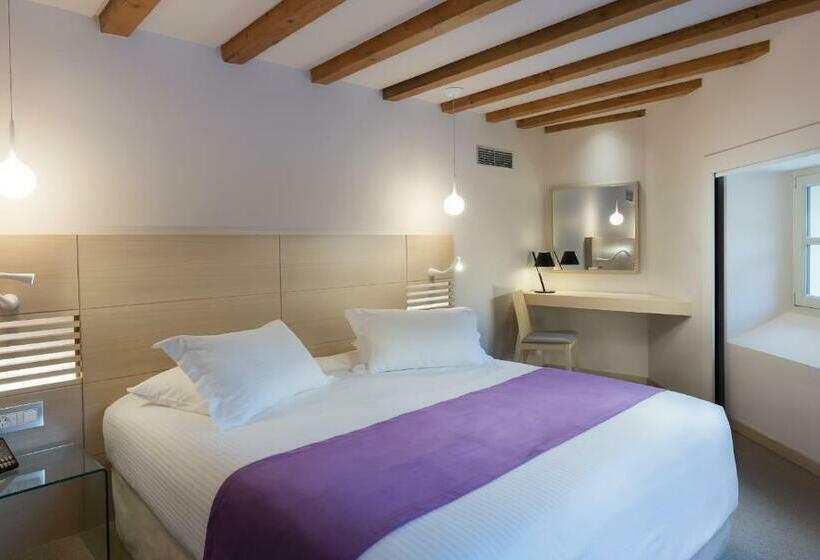 带城市景观的套间, Hydrama Grand