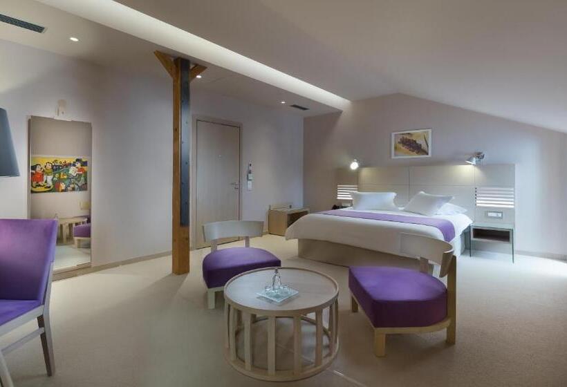 套房, Hydrama Grand