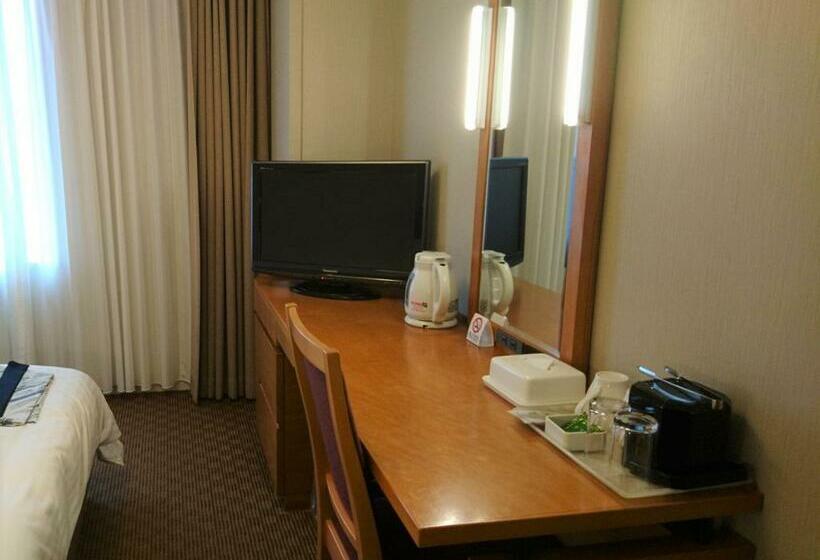 חדר בסיסי מיטה זוגית, Kkr  Umeda