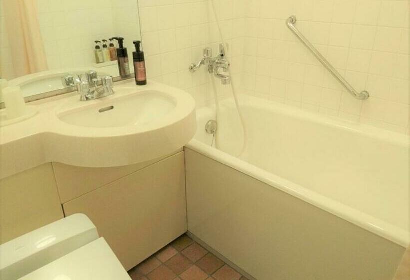 חדר בסיסי מיטה זוגית, Kkr  Umeda