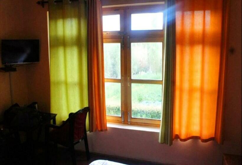 スタンダードルーム, Ladakh Heaven