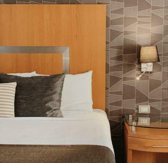 Quarto Estandar Cama King, Mercury Inn