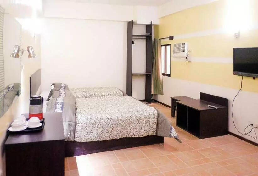 Deluxe Kolmen Hengen Huone, Metro Park Hotel Mandaue