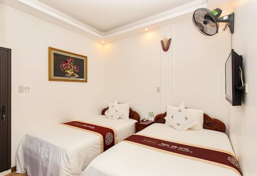 اتاق سوپریور, Ngoc Anh Legend