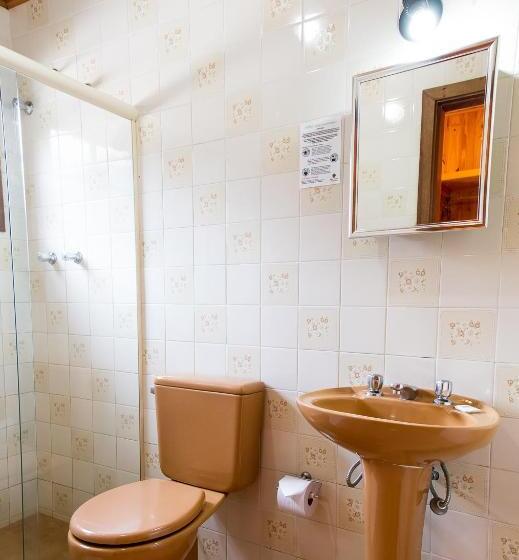 带阳台的三人标准间, Pousada Vale Verde