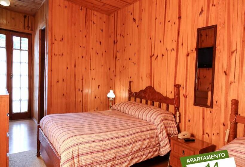 带阳台的三人标准间, Pousada Vale Verde