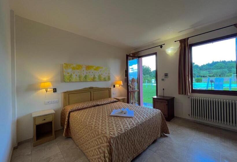 غرفة قياسية, Relais Santa Genoveffa