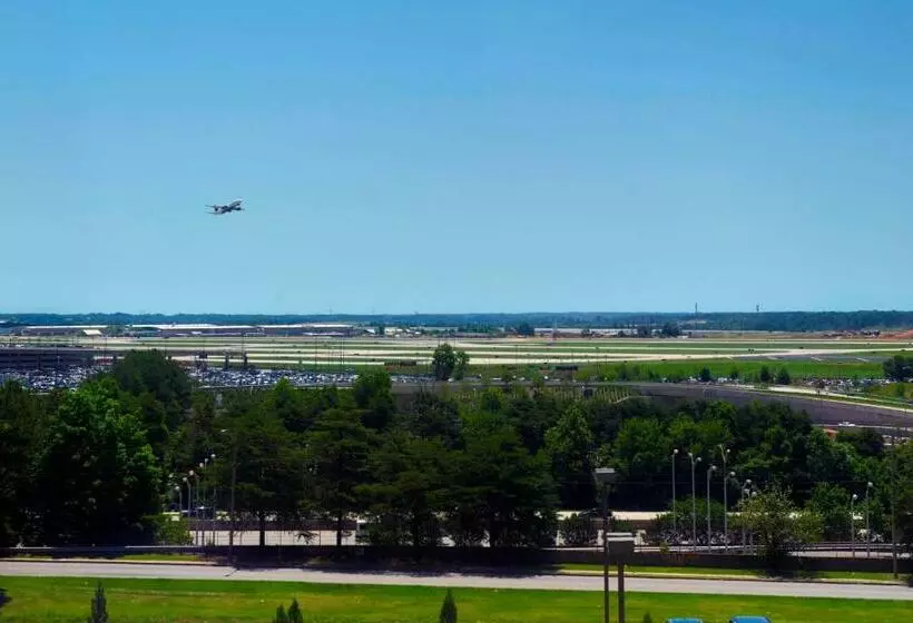 キングサイズベッドのスタンダードルーム, Renaissance Atlanta Airport Gateway