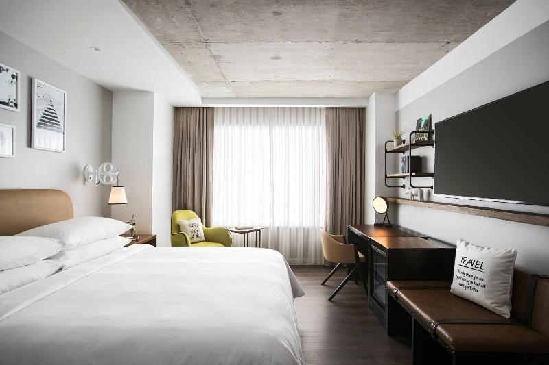 Номер Клуб Кровать Кинг, Renaissance Atlanta Airport Gateway