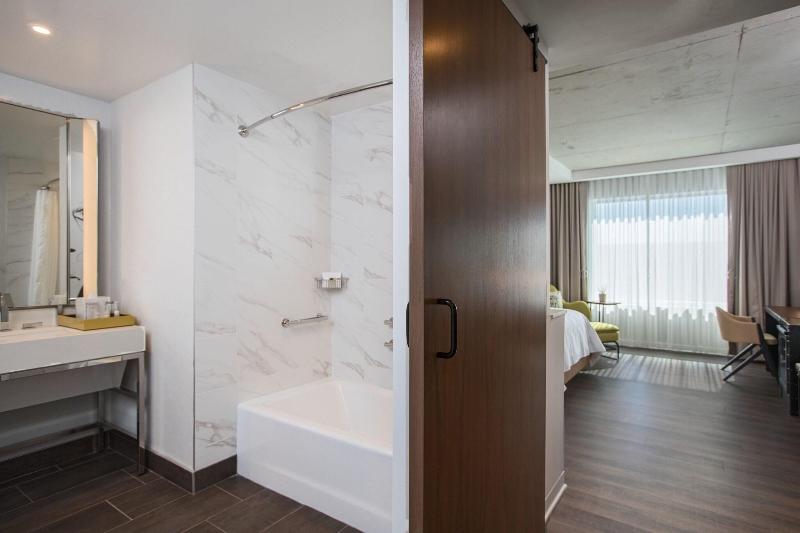 Стандартный Номер Кровать Кинг, Renaissance Atlanta Airport Gateway