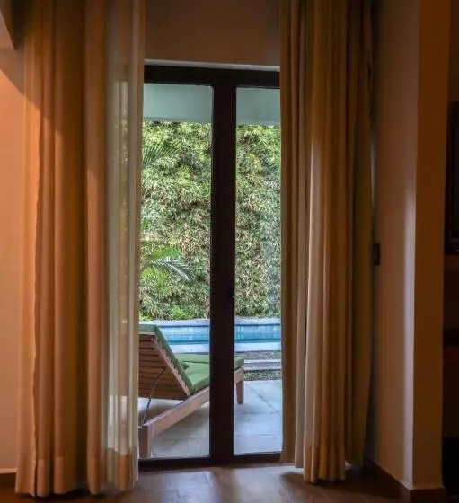 Suite King Bed, Soul Spring Sanctuary