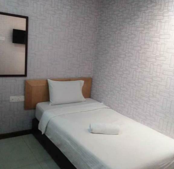 标准单人间, Sri Sutra Pj 222