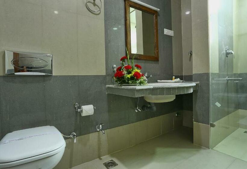 수피리어 룸, The Grand Mamta