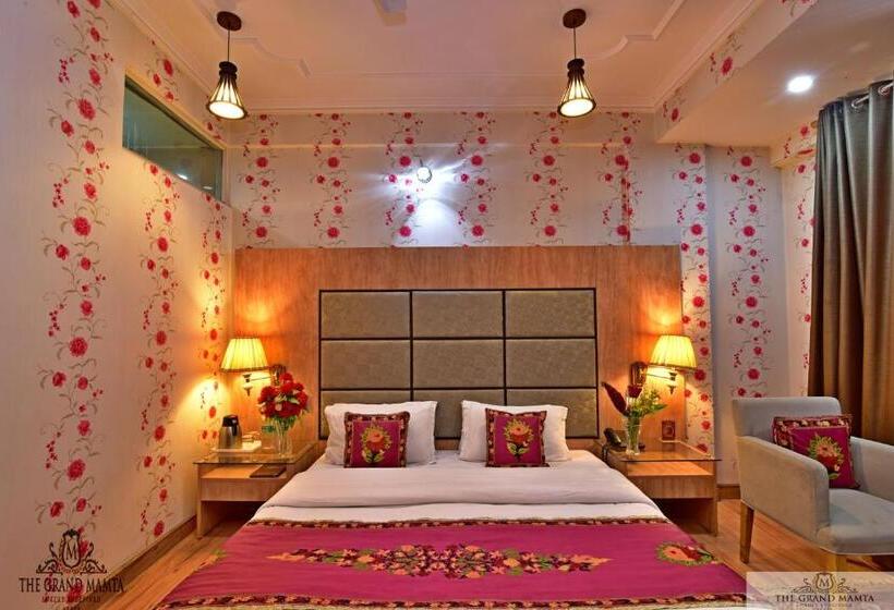 디럭스 스위트, The Grand Mamta