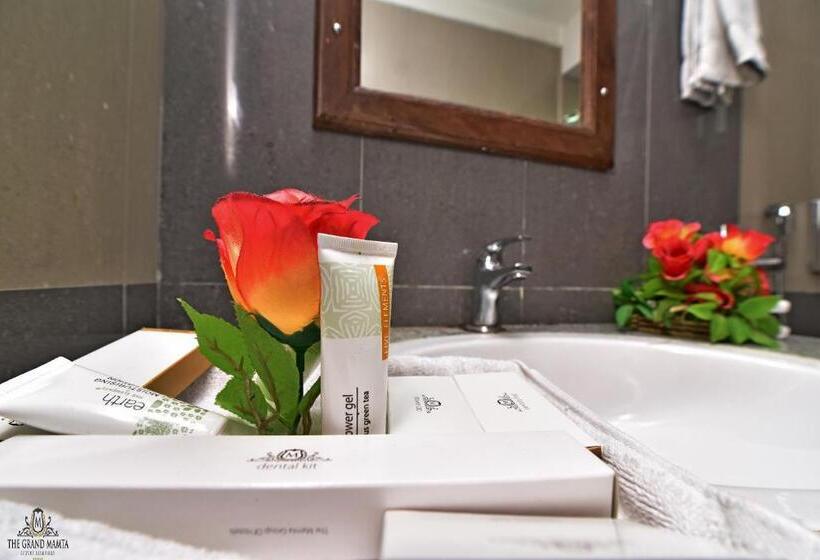 패밀리 스위트, The Grand Mamta