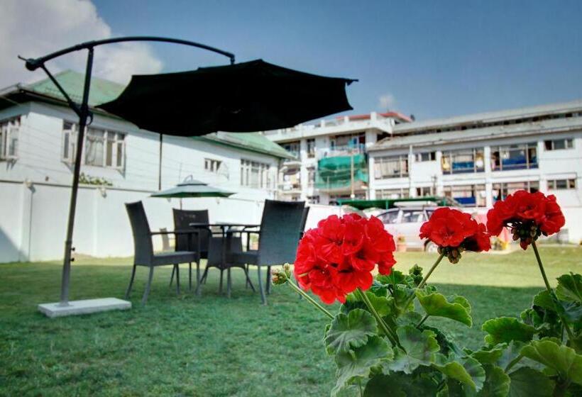 디럭스 룸, The Grand Mamta