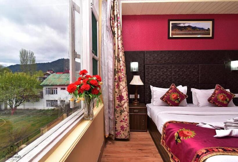 디럭스 룸, The Grand Mamta