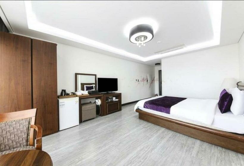 Suite Deluxe, The Seri Resort