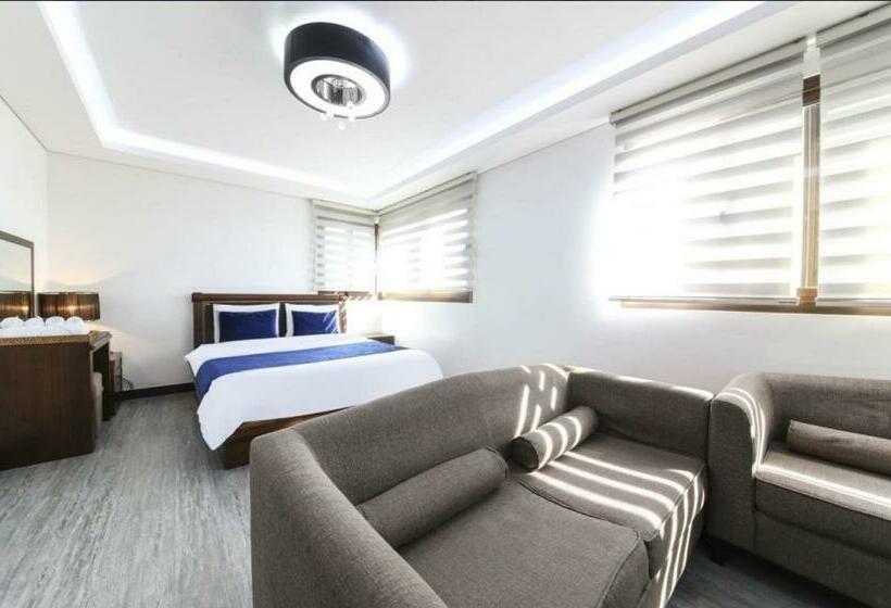 Suite Superior, The Seri Resort