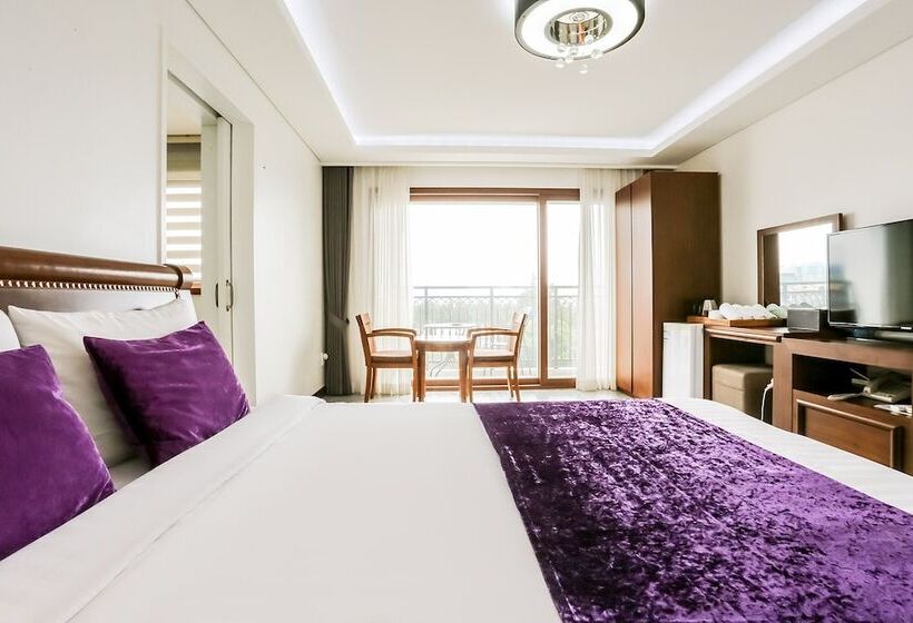 Номер Deluxe, The Seri Resort