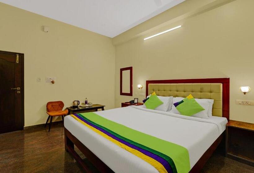 스탠다드 룸, Treebo Grace Inn, 3 Min Walk From Promenade Beach