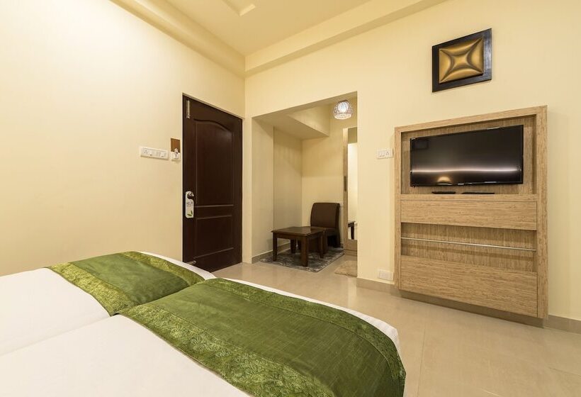 デラックスルーム, Treebo Nestlay Casa