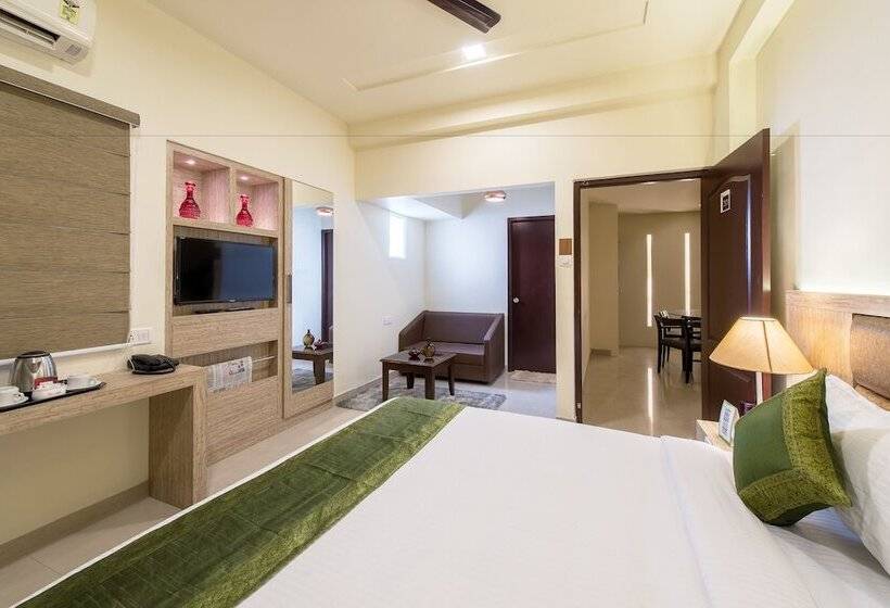 デラックスルーム, Treebo Nestlay Casa