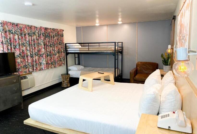 Семейный Номер, Corvallis