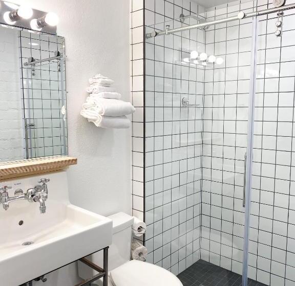 Номер Стандарт, Corvallis