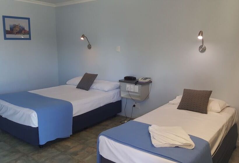 スタンダードルーム, Queens Beach