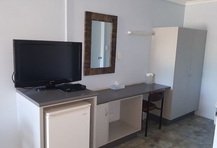 スタンダードルーム, Queens Beach