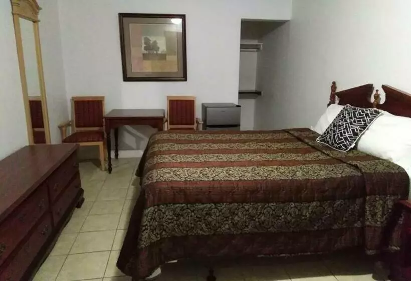 اتاق استاندارد, 6267 Persepolis Inn