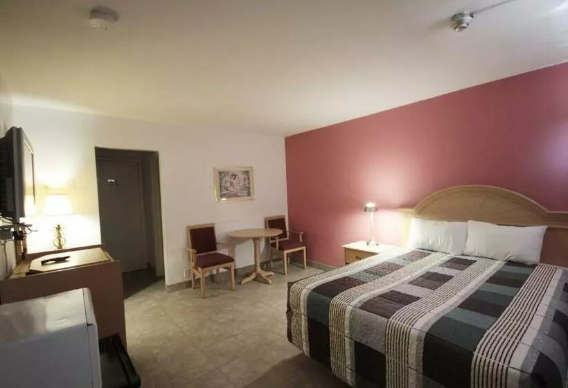 اتاق استاندارد, 6267 Persepolis Inn