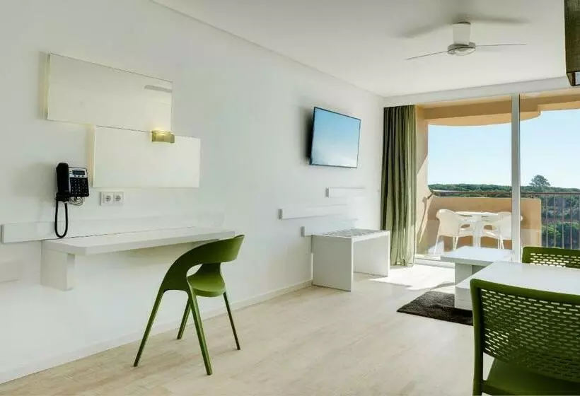 1 Bedroom Deluxe Apartment Side Sea View, 3hb Falesia Garden