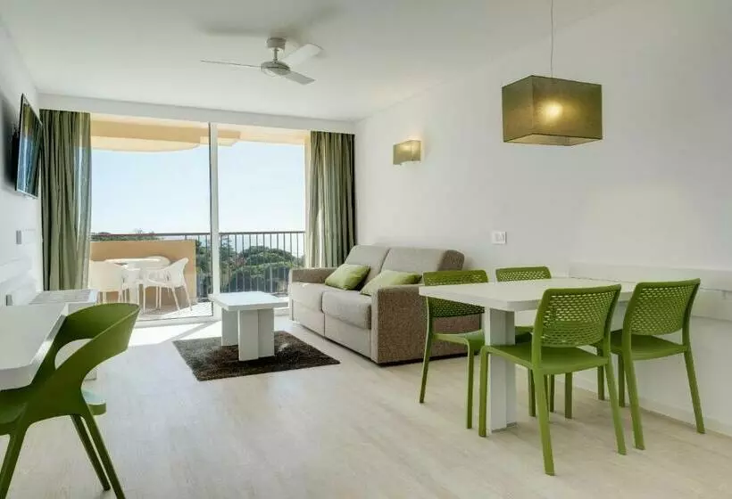 1 Bedroom Deluxe Apartment Side Sea View, 3hb Falesia Garden