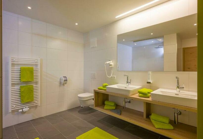 דירה בת חדר שינה 1 עם מרפסת, Aparthotel Alptirol