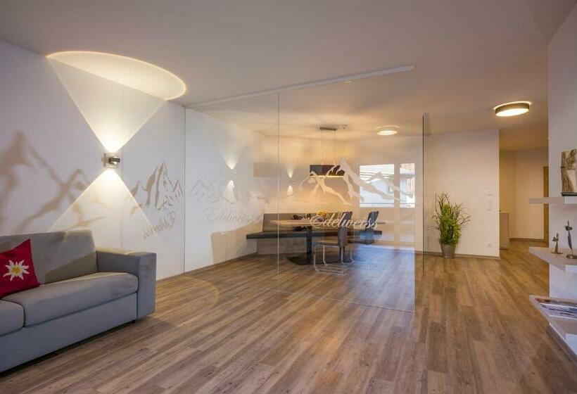 带1个卧室的带阳台的公寓, Aparthotel Alptirol