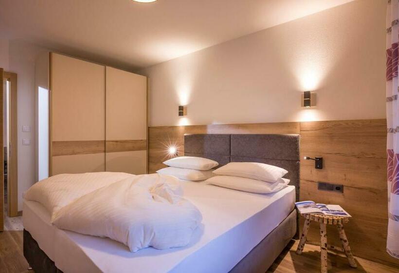Апартаменты 2 Спальни, Aparthotel Alptirol
