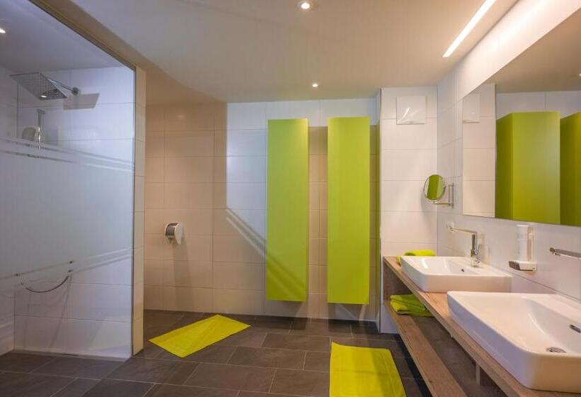 דירת שני חדרים עם מרפת, Aparthotel Alptirol