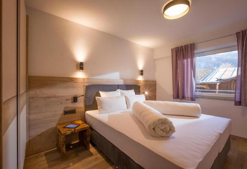 דירת שני חדרים עם מרפת, Aparthotel Alptirol