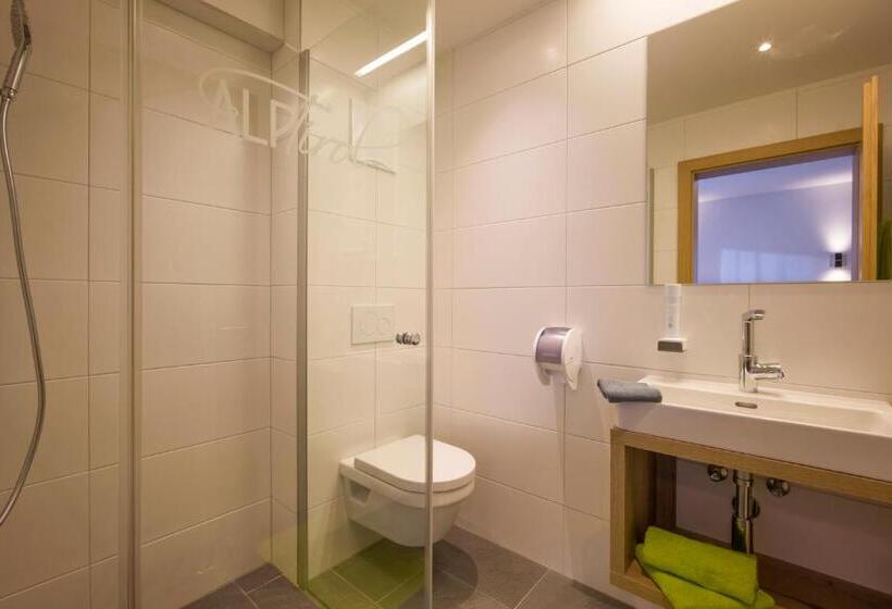 חדר סטנדרט נוף להרים, Aparthotel Alptirol