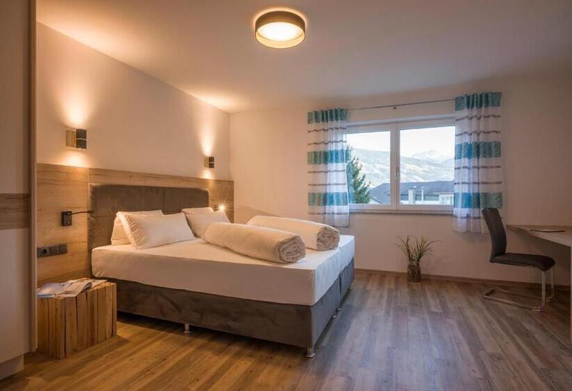 Апартаменты Deluxe 2 Спальни, Aparthotel Alptirol