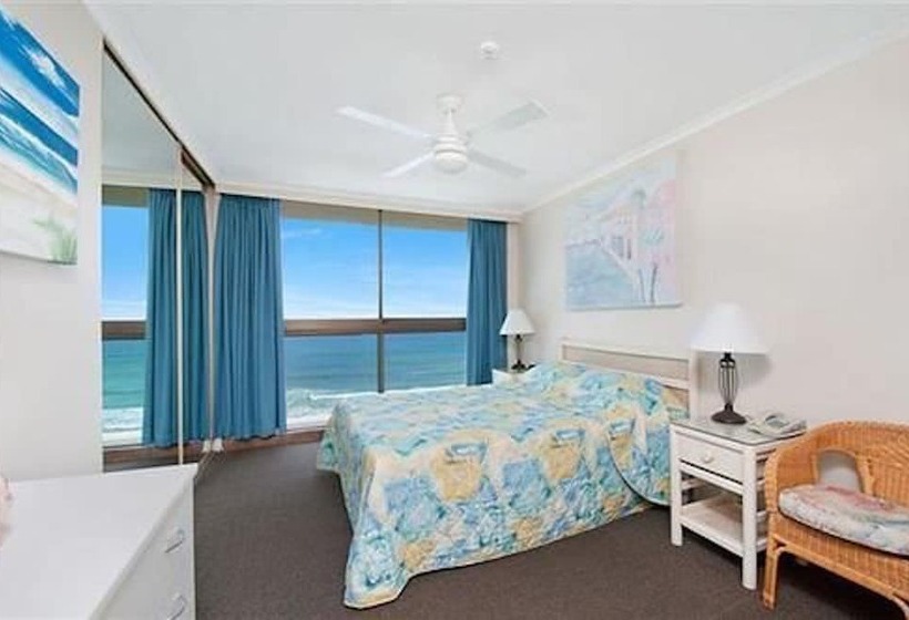 דירת שני חדרים, Boulevard Towers