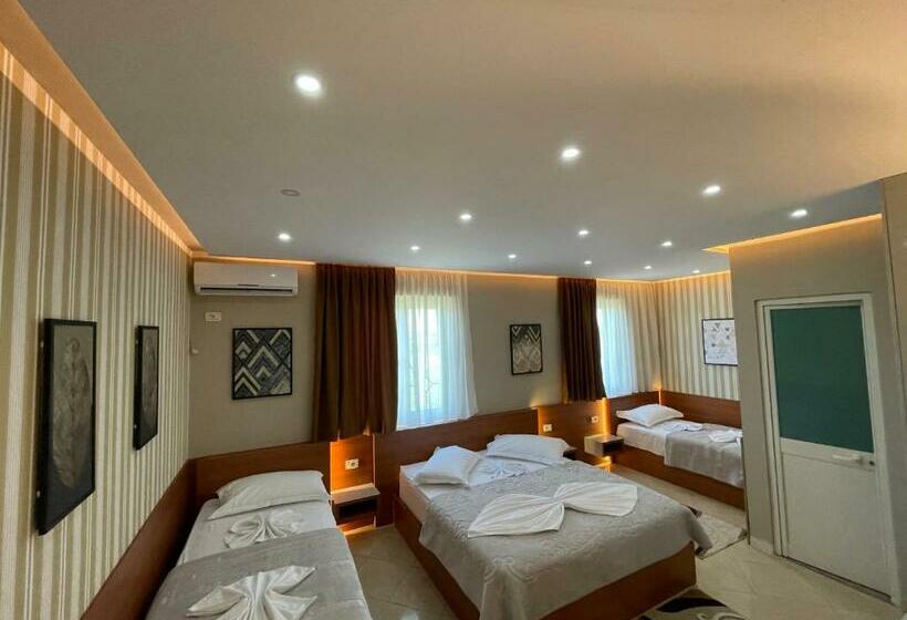 Quarto Triplo Basic, Emigranti