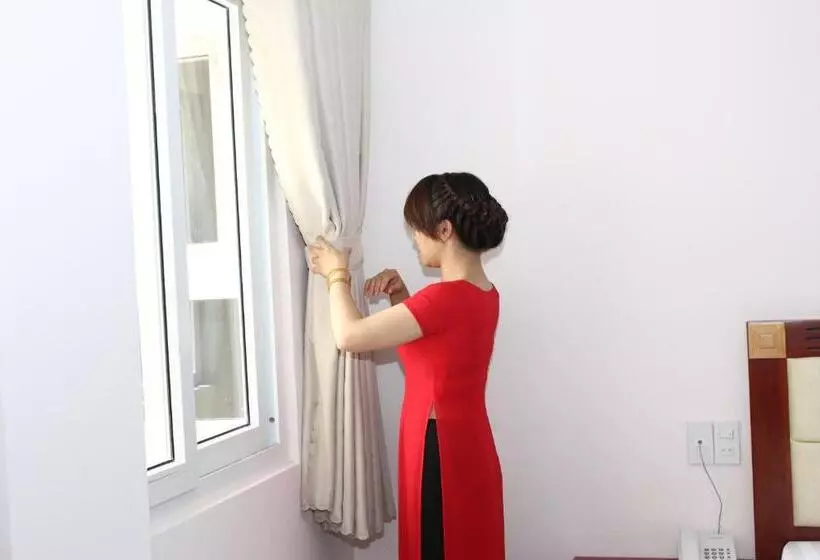 اتاق استاندارد, Hoang Ngoc